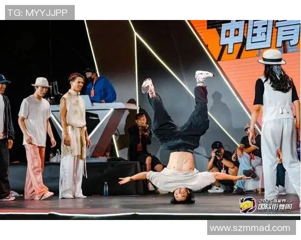 武汉街舞队战术之争引发热议舞者们的风格与策略碰撞成焦点